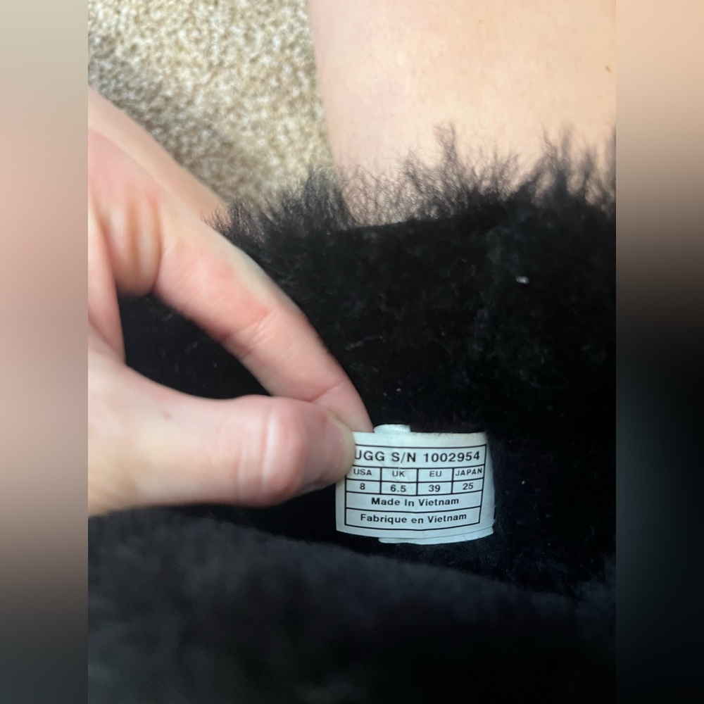 Bailey Bow Uggs - image 8